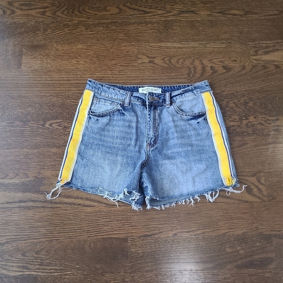 Velvet Heart Pants - Velvet Heart denim shorts size 27